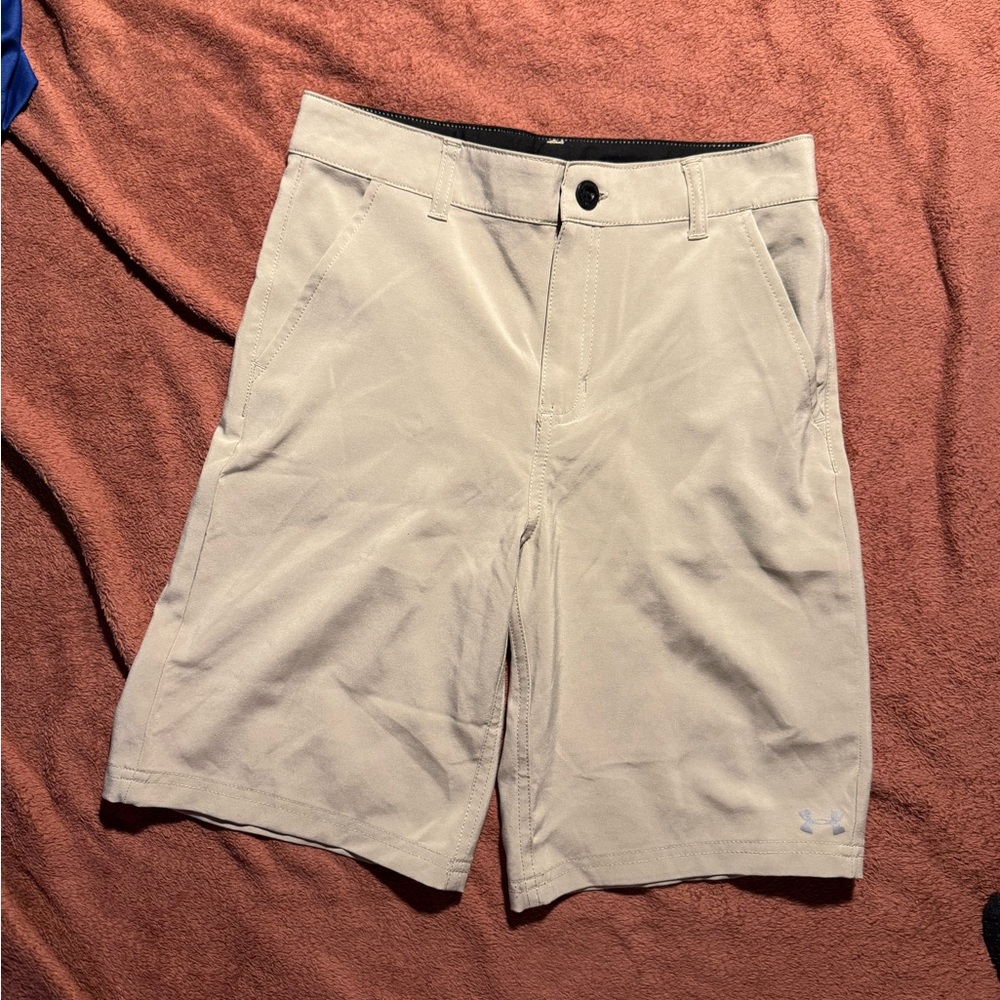 Under Armour khaki golf pants